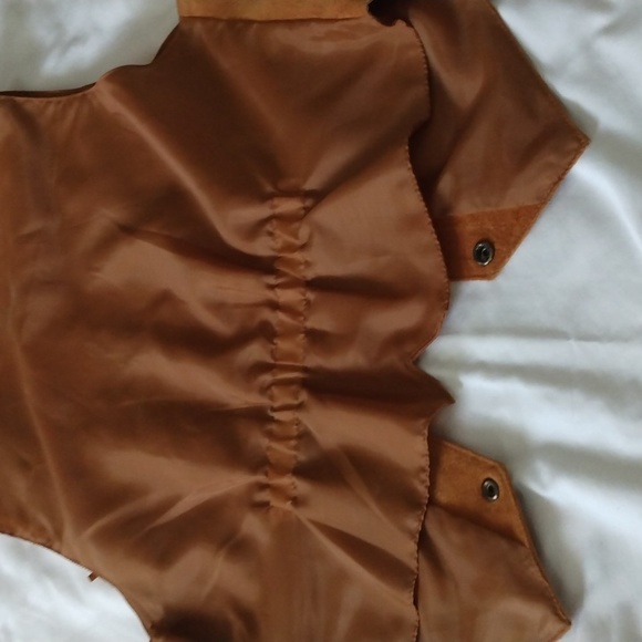 Leather vest - Picture 4 of 8